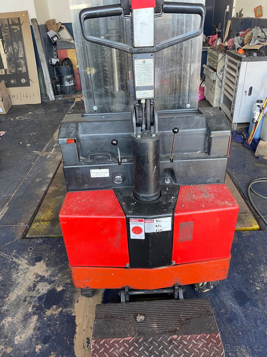 El. Paletový vozík TOYOTA - 3