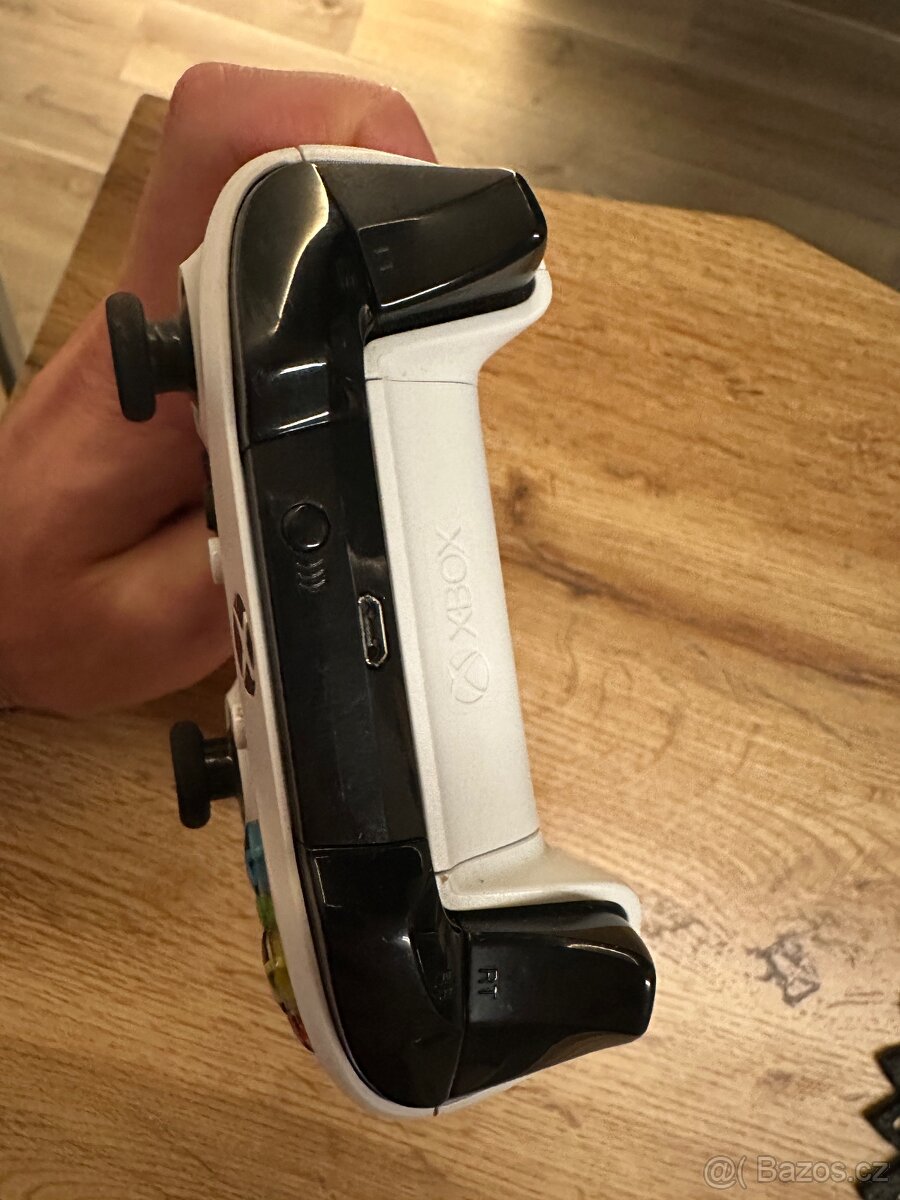 Ovladač Xbox series S, X, bílý - 3