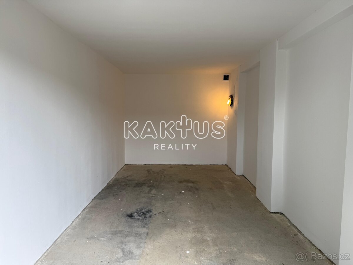 Pronájem garáže, 22 m2, ul. Martinovská, Ostrava- Poruba - 3
