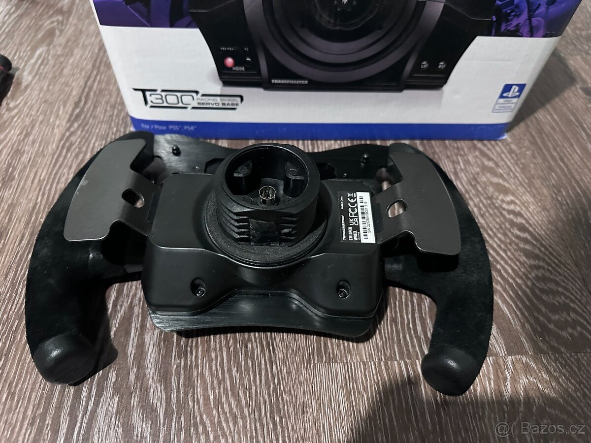 Thrustmaster T300 - 3