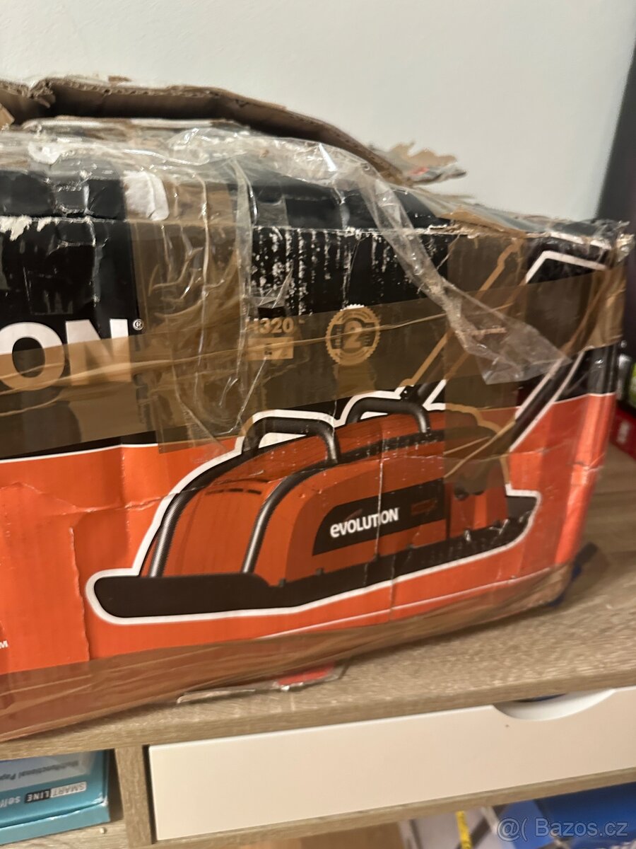 Evolution – elektrická vibrační deska / hutnící deska 400 × - 3