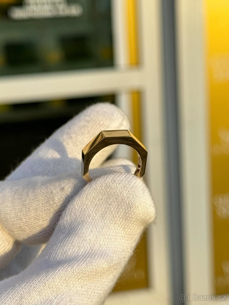 Zlatý prsten 2,42g - 3
