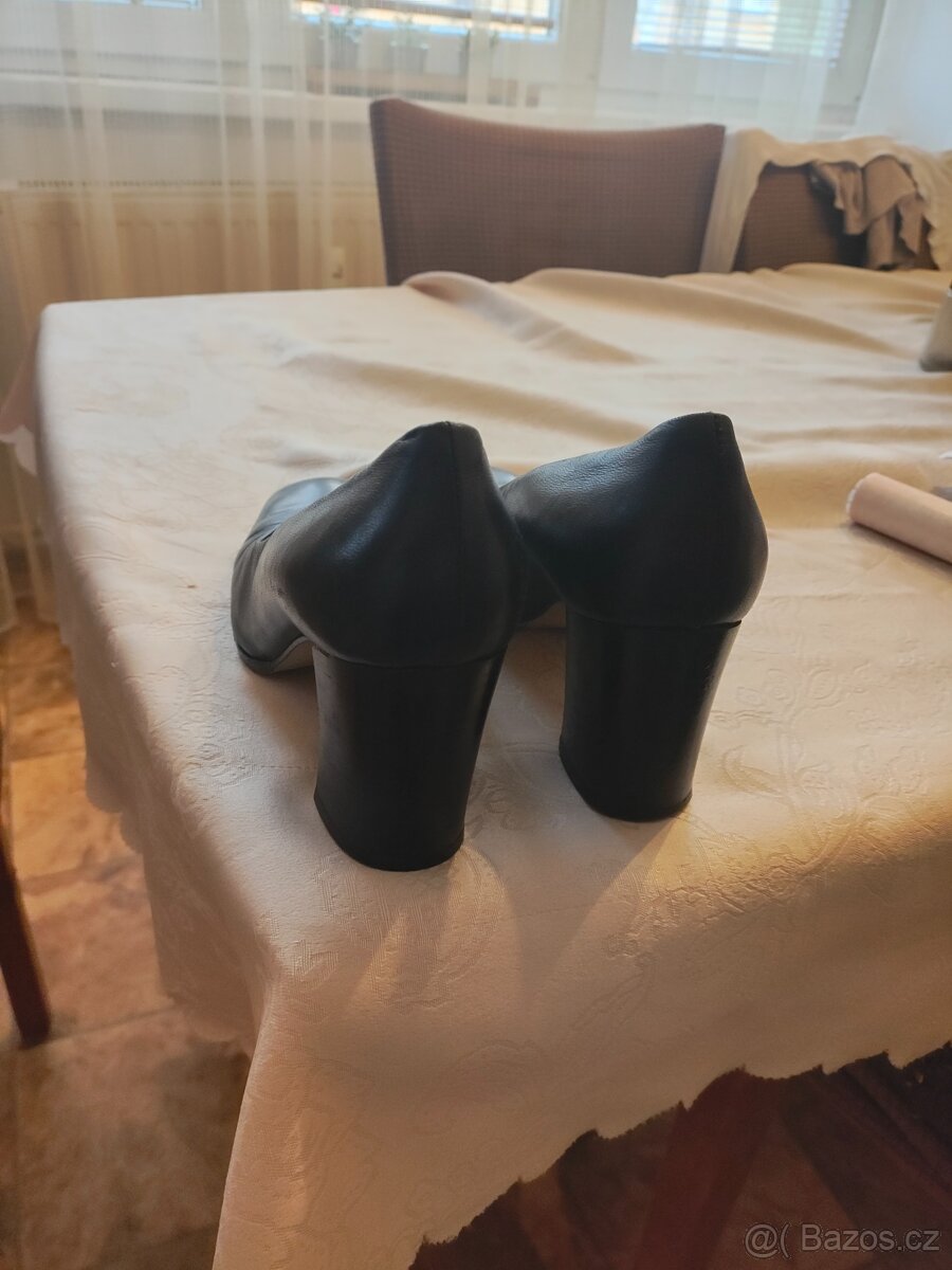 Lodičky kožené vel.37.5 Zn. Jíl Sander - 3