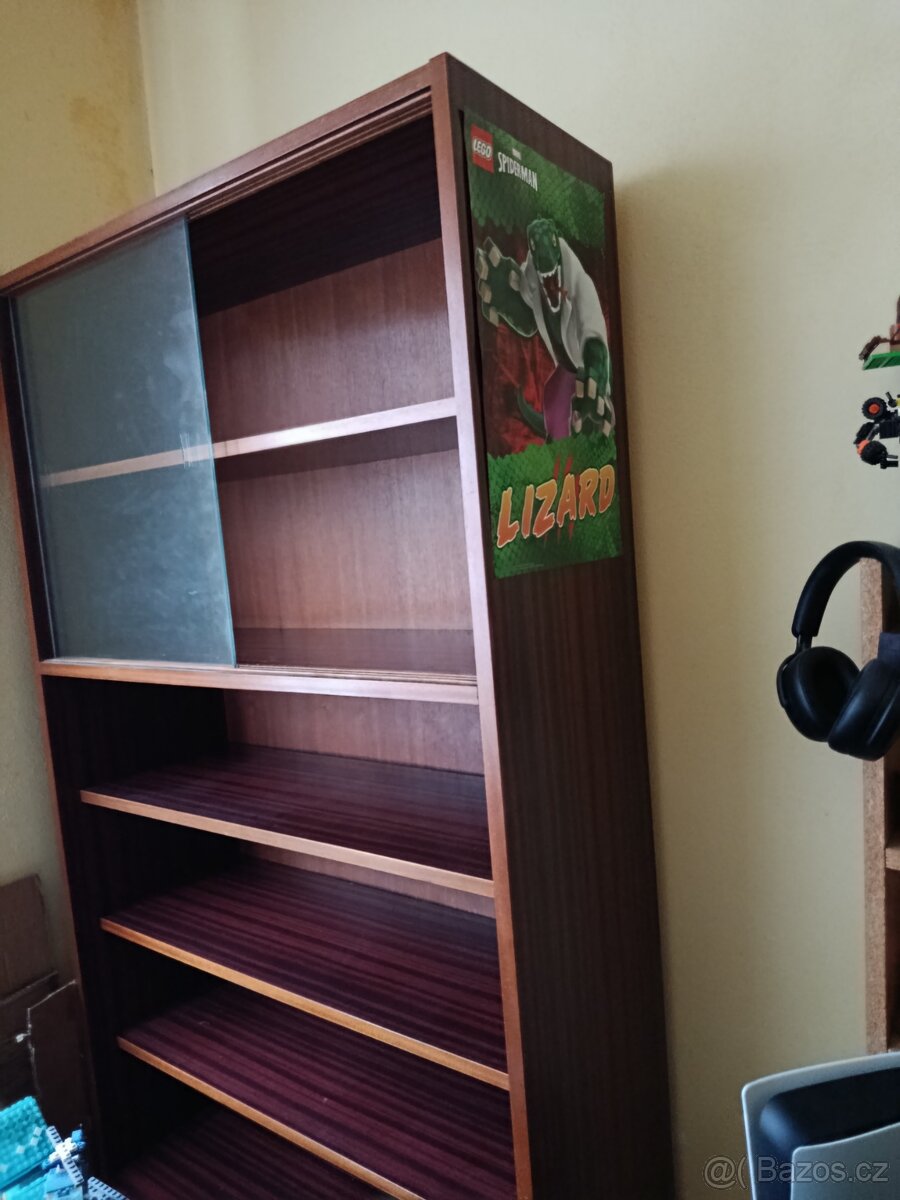 Část obývací stěny - 3