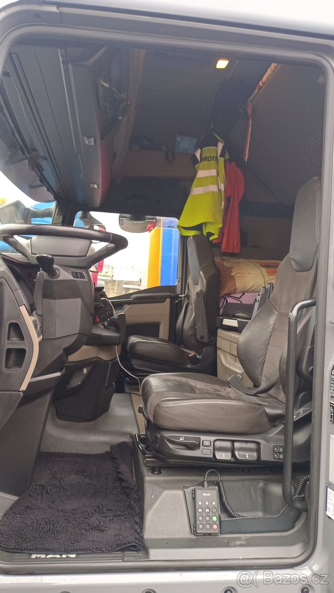 MAN TGX 18.510 LLSU low deck - 3