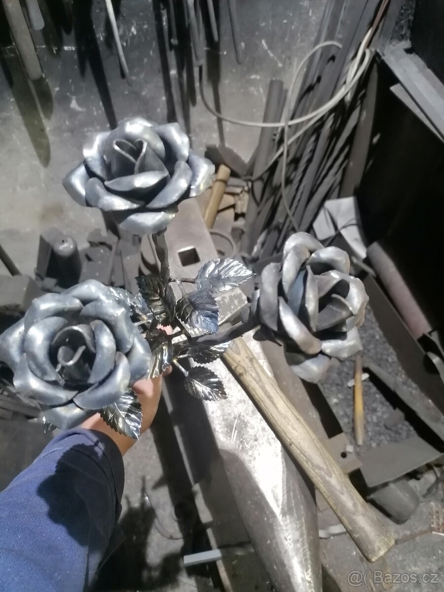 Kovaná růže k Valentýnu - 3