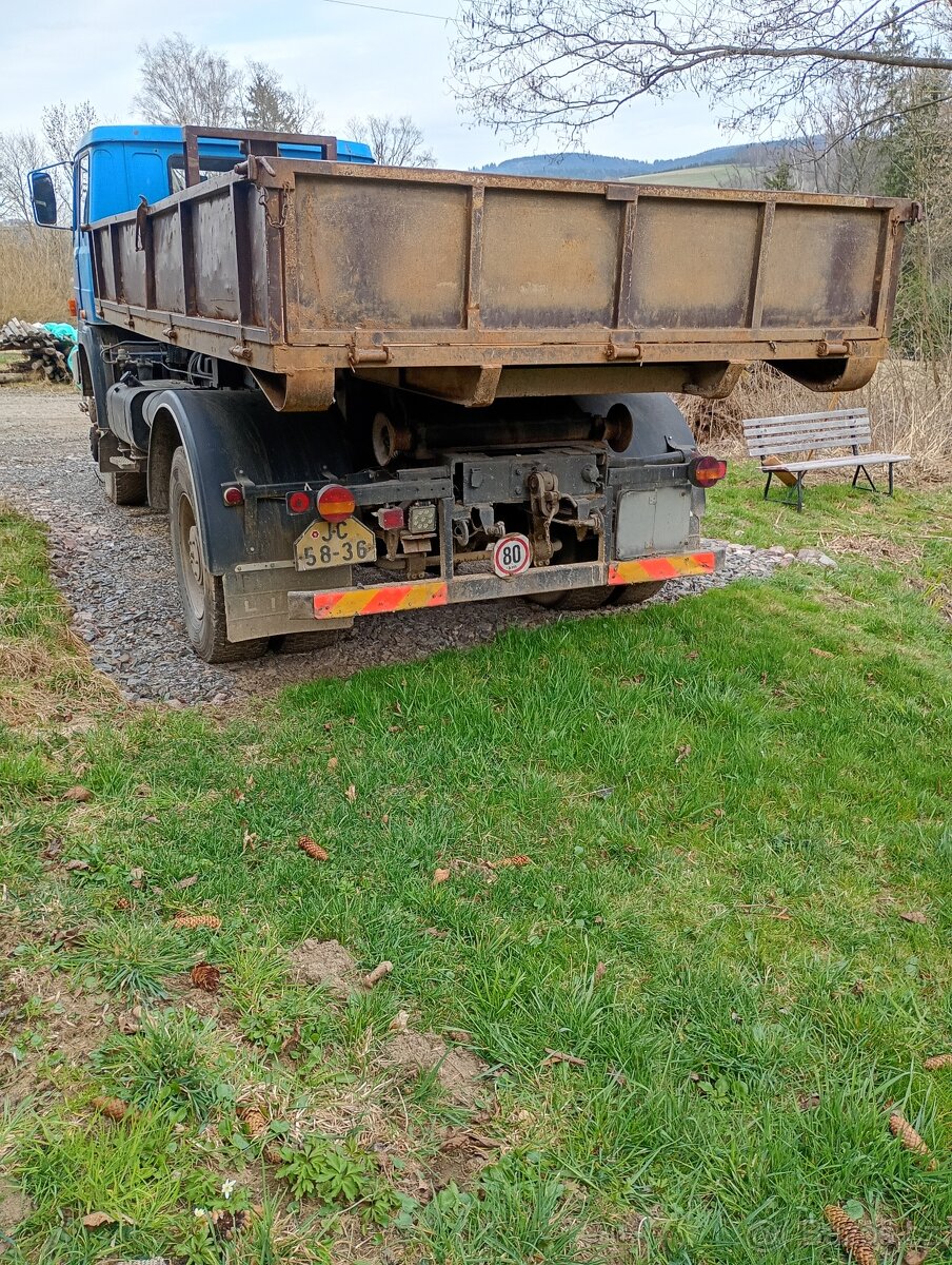 nosič kontejnerů 4x4 - 3