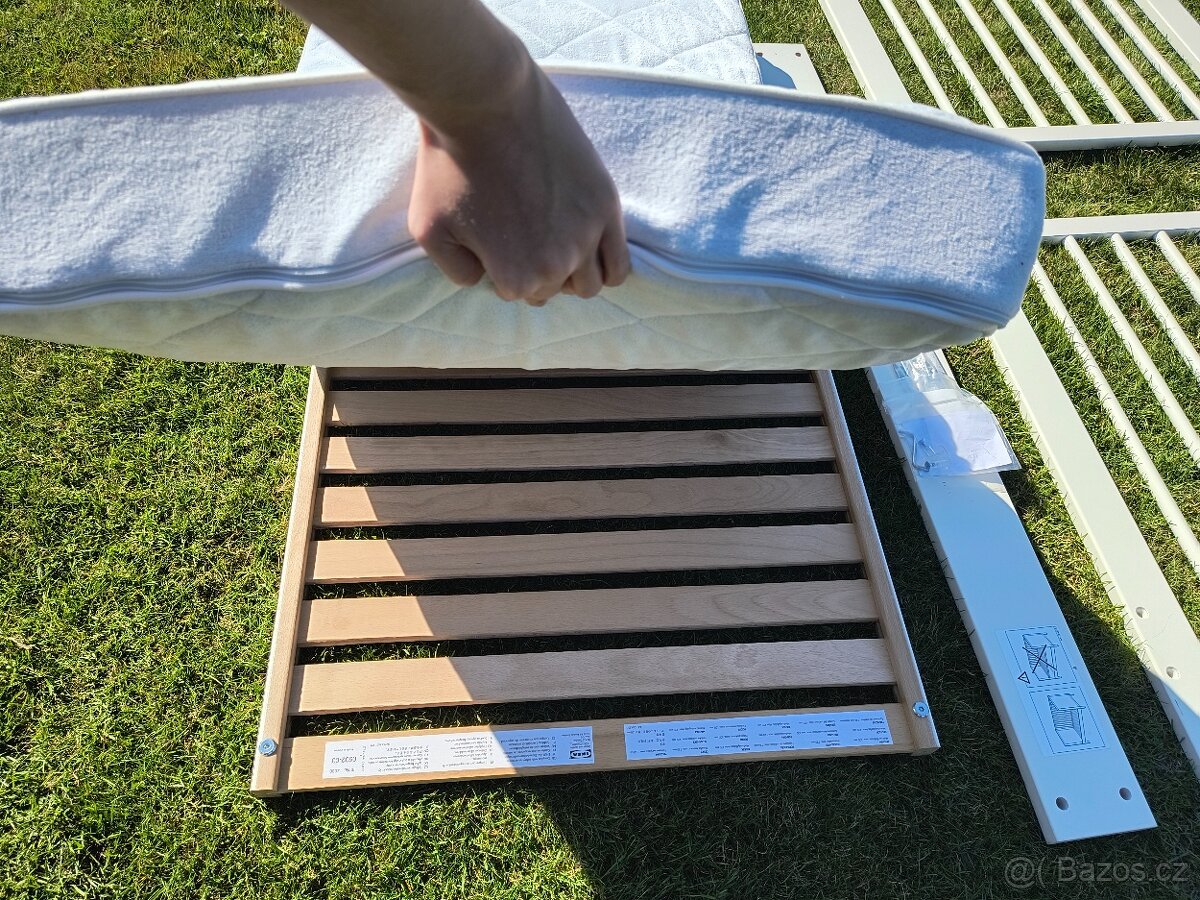 Dětská postýlka a matrace Ikea - 3