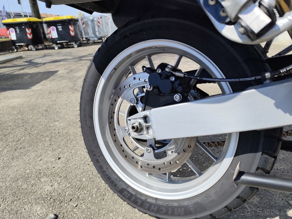 TRIUMPH TIGER 955I - 3