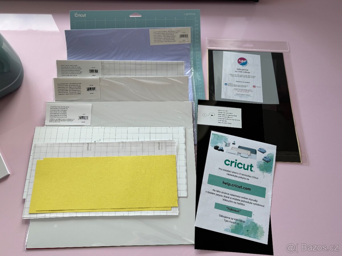 Řezací plotr Cricut Maker4 Essential bundle - 3