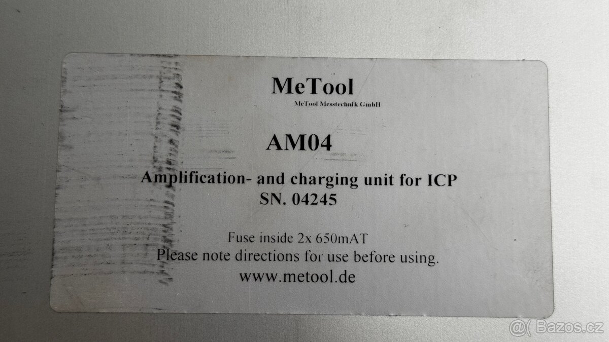 Zesilovací a napájecí Me Tool AM04 - 3