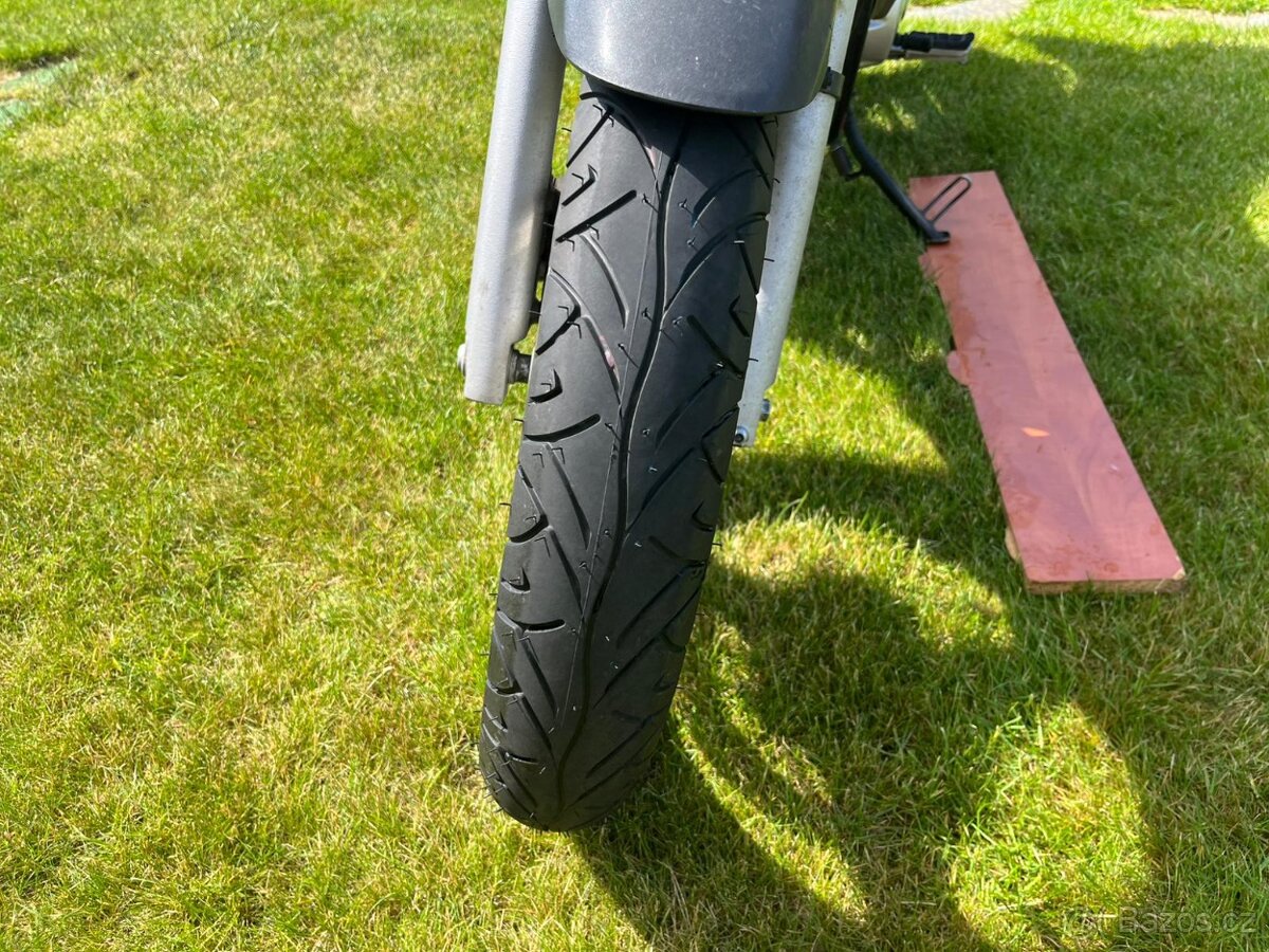 Honda Varadero 125 XL V 2004