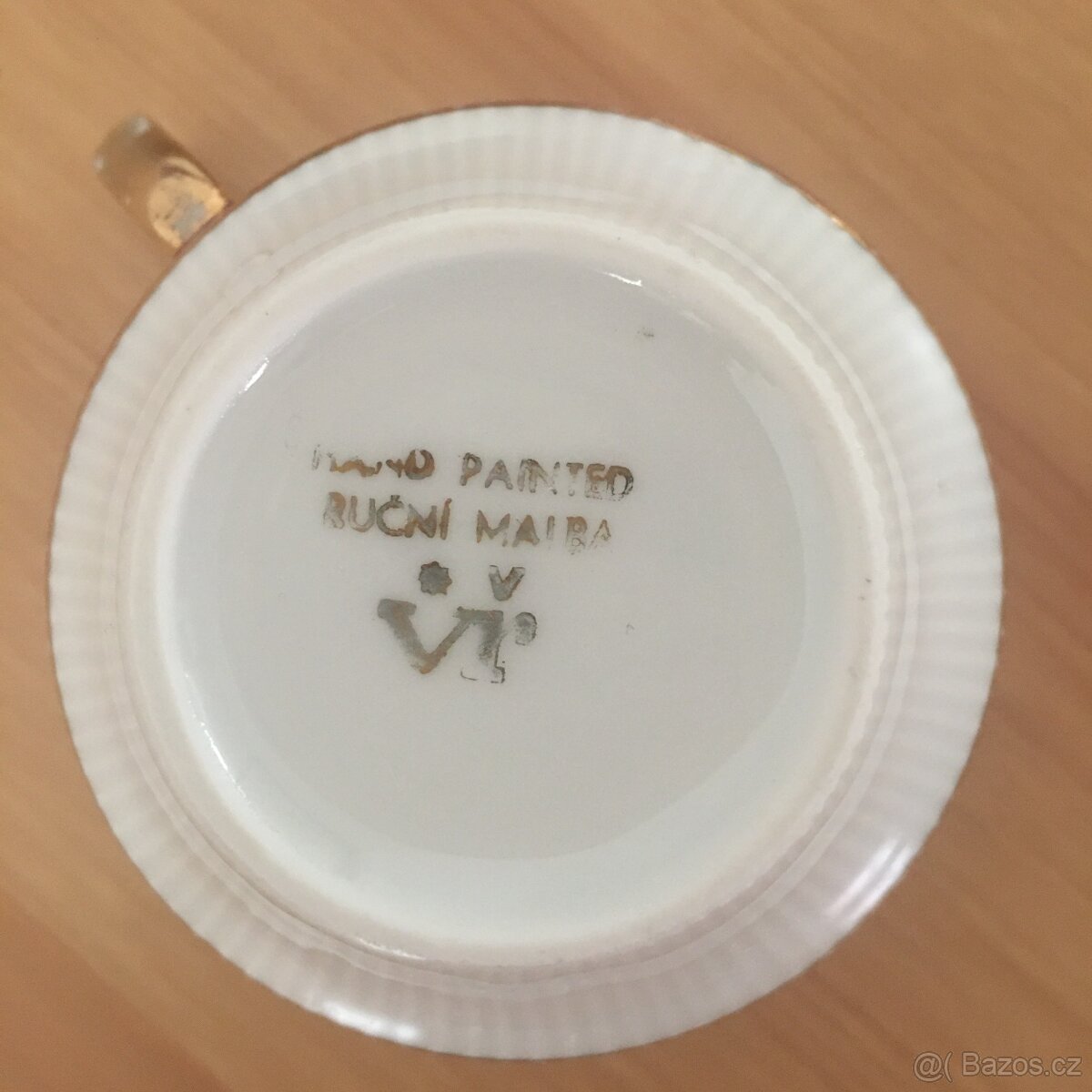 Ruzovy salek s hranatym ouskem - 3