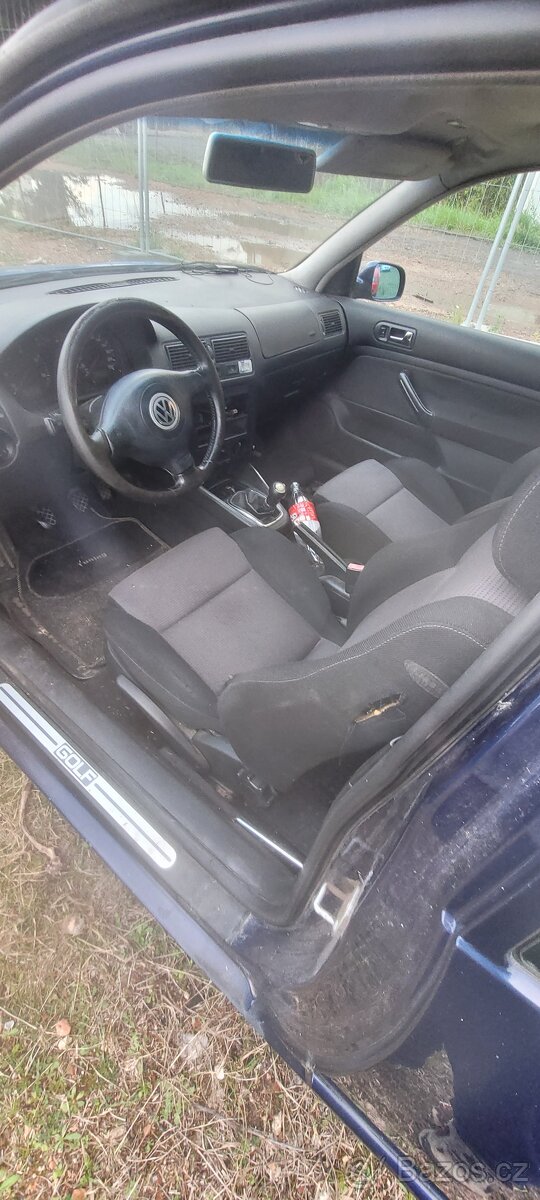 Volkswagen Golf 4 s motorem 1.9 diesel - 3