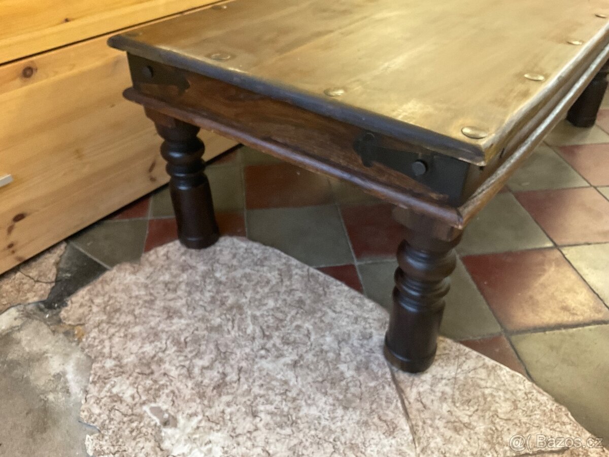 Konferenční stolek akácie - 3