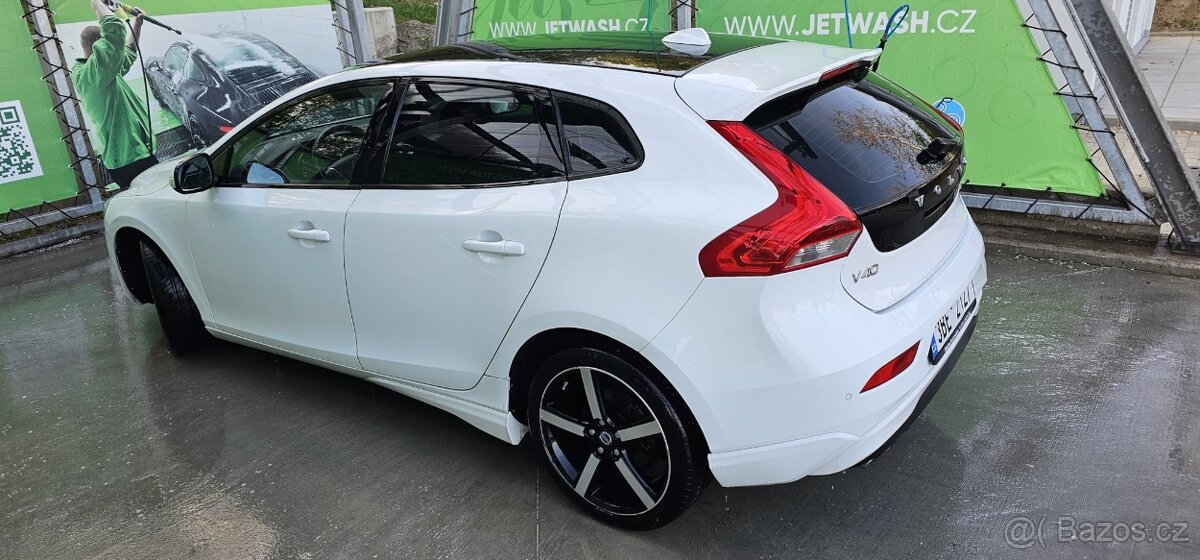 Volvo V40 D3 110kW - 3