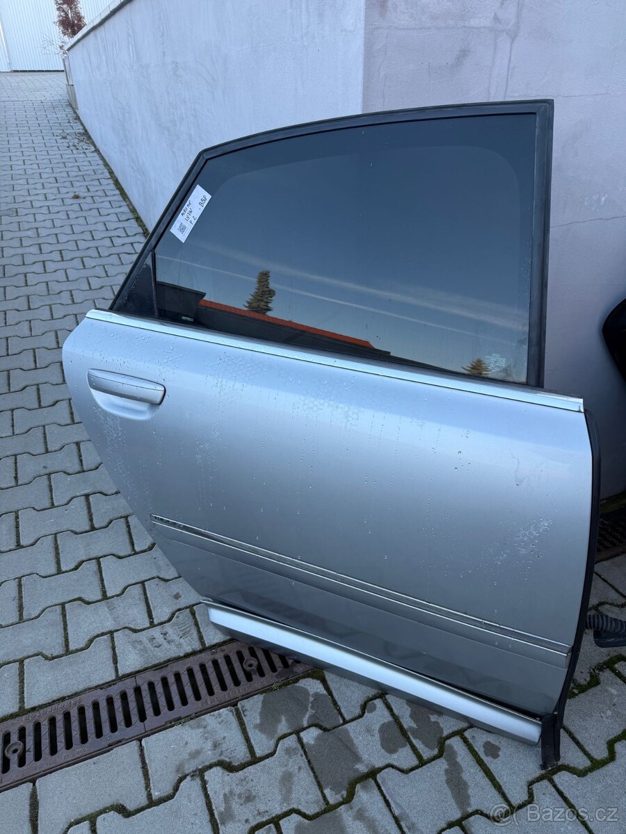 Dveře Audi A8 D3 A6 C6 A4 B7 B8 A3 8 P VW golf 6 - 3