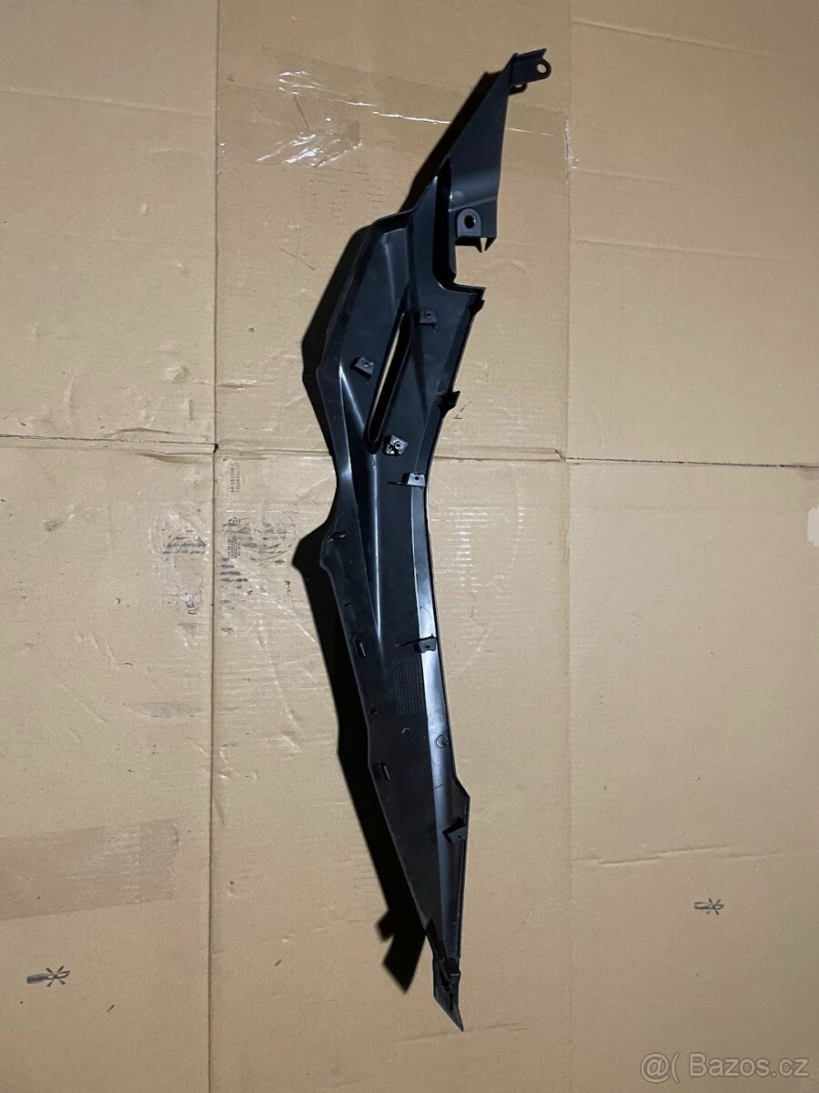 Levý spodní kryt na Honda Forza 125/350 - 3