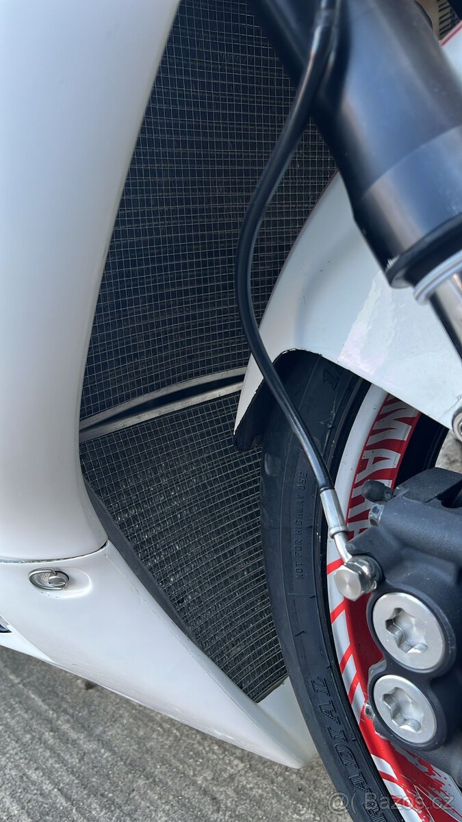 Yamaha r6 okruhovka - 3