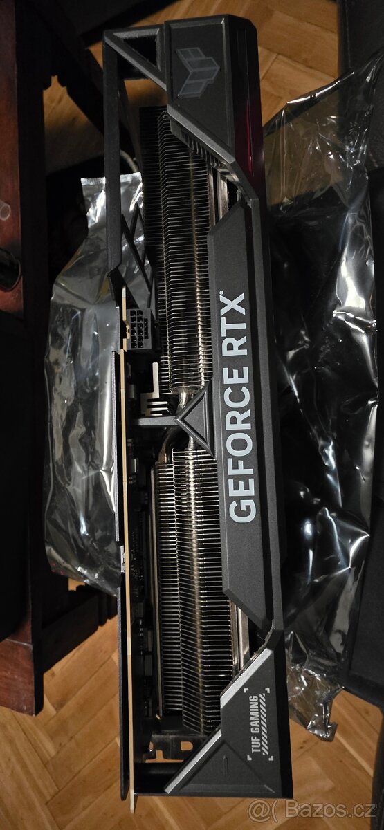 ASUS TUF GAMING GeForce RTX 4090 24GB OC - 3