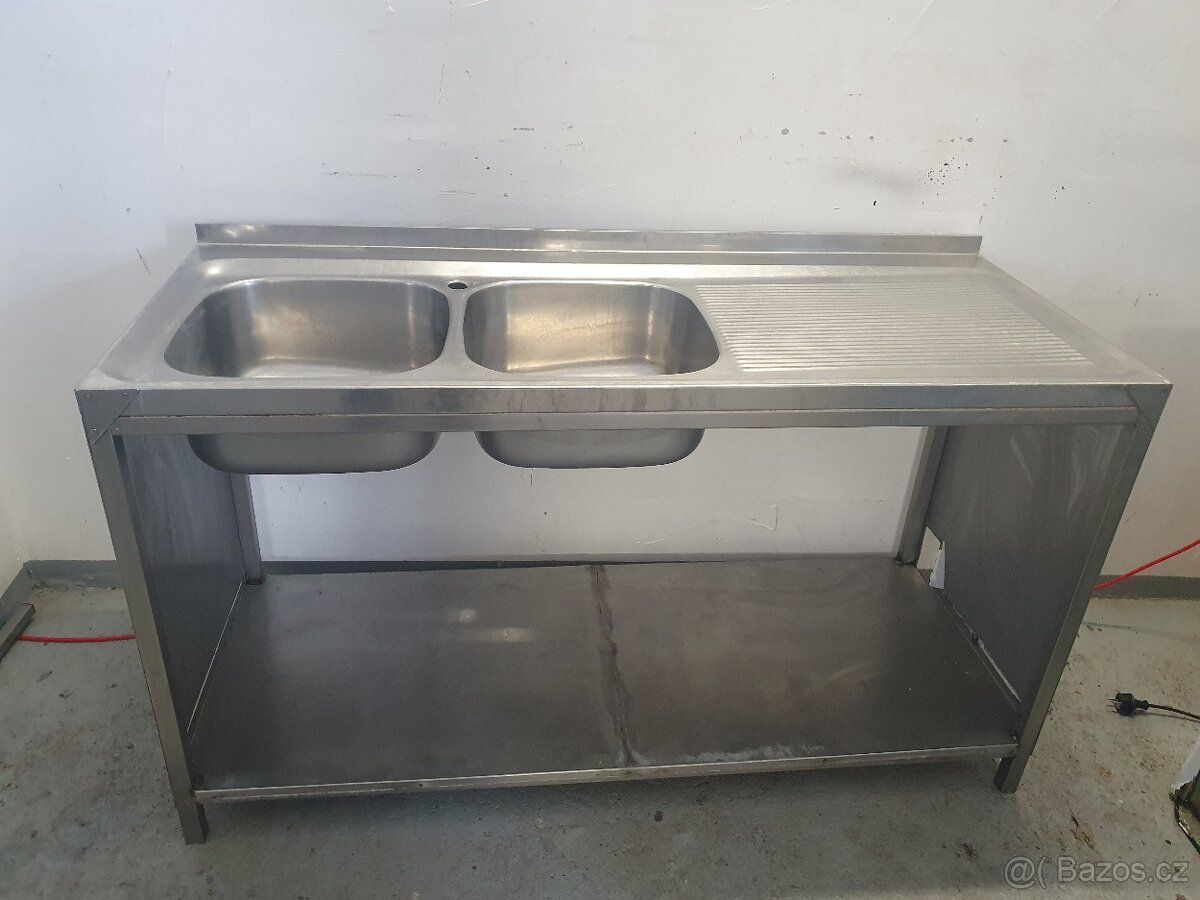 Nerezový dvoudřez - 3