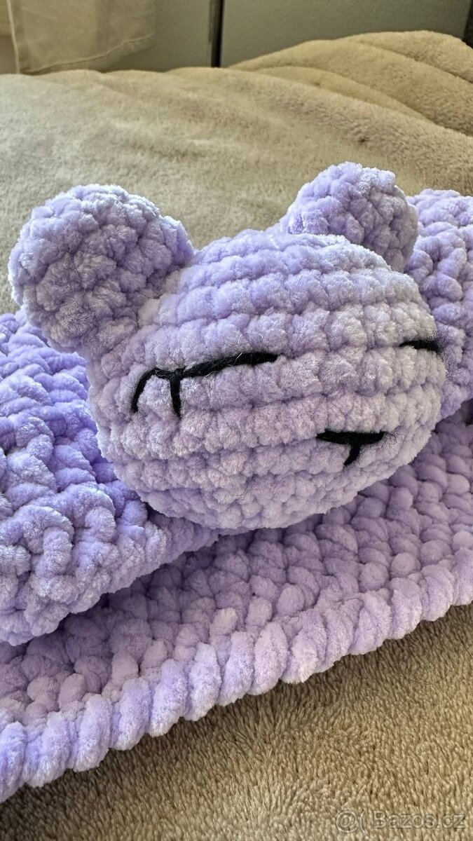 Háčkovaný muchláček - 3