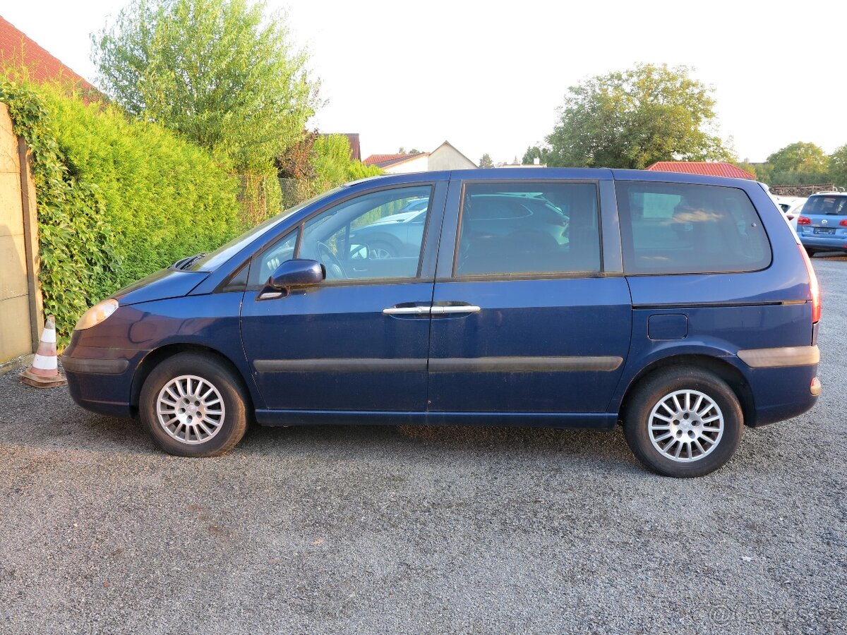 PEUGEOT 807 2.2.i TENDANCE r.v.08/2003 - 3