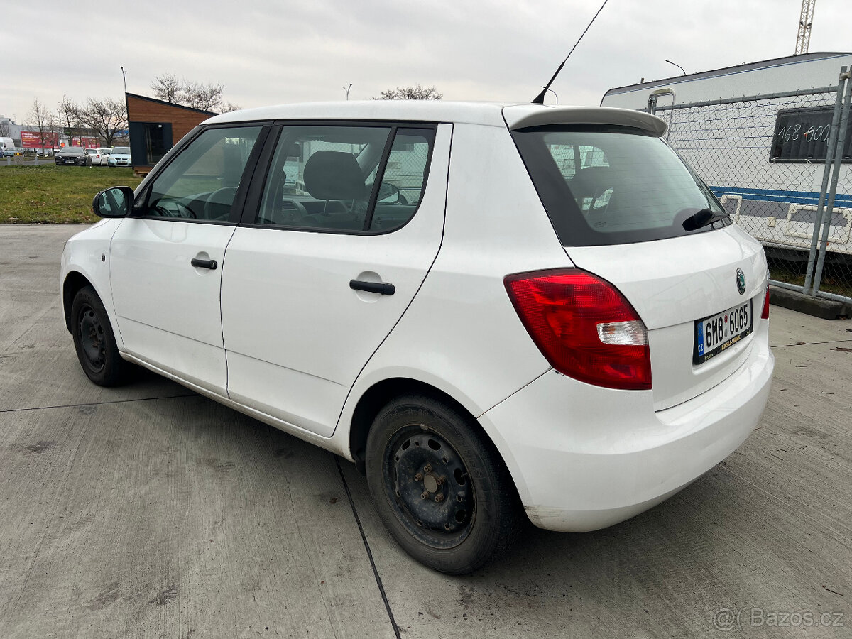 Škoda Fabia 1.2 HTP-Rok 2011-sada kol - 3