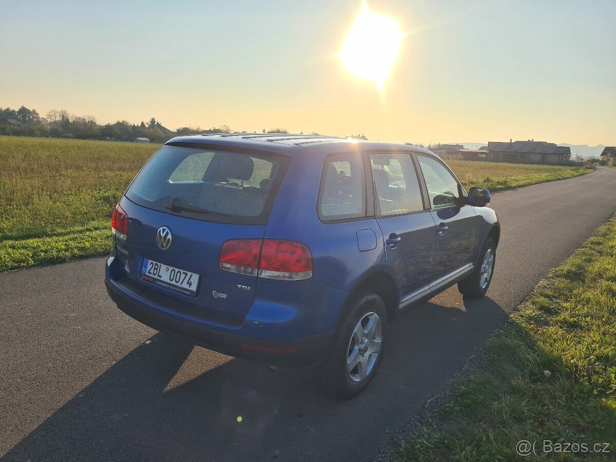 VW Touareg 2.5 TDI(128kw),r.2006,nepojízdné. - 3