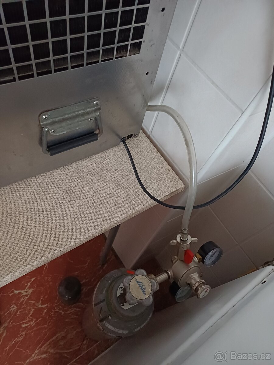 Výčep, chlaďák, sud piva - 3