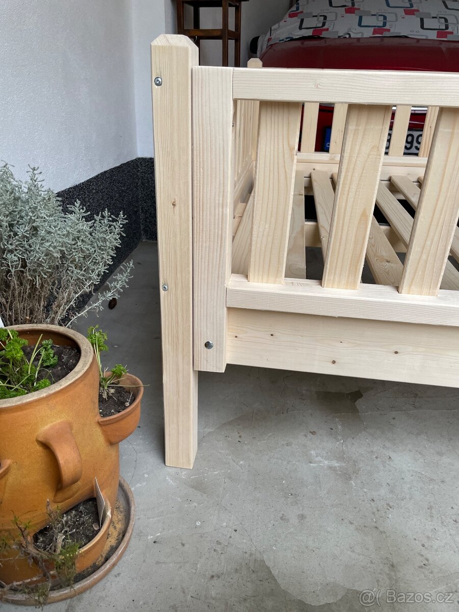 Postýlka se zábranou - 3