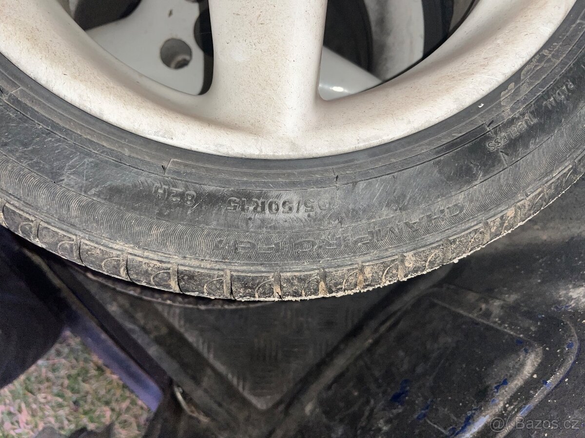 Kola Škoda pick up - 3