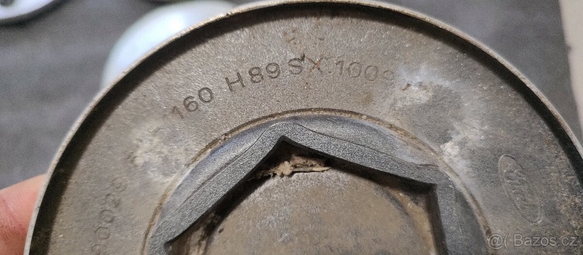 Pokličky Ford RS - 3