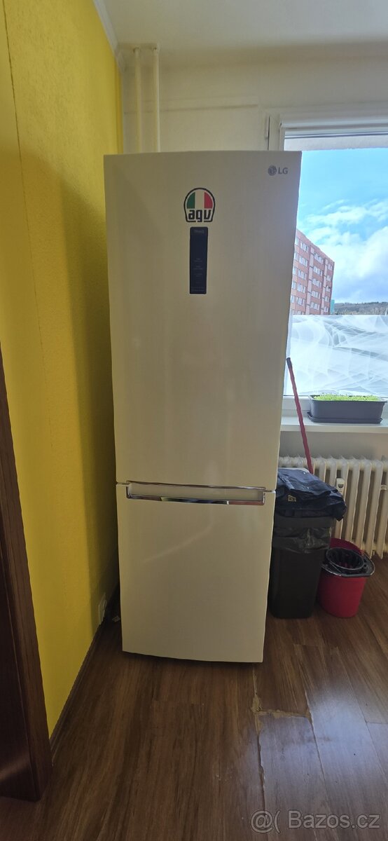 Lednice LG - 3