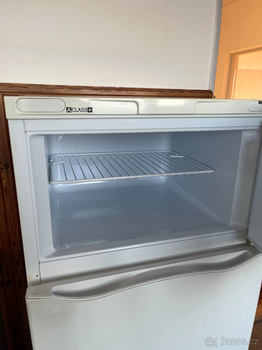 Lednice s mrazákem - 3