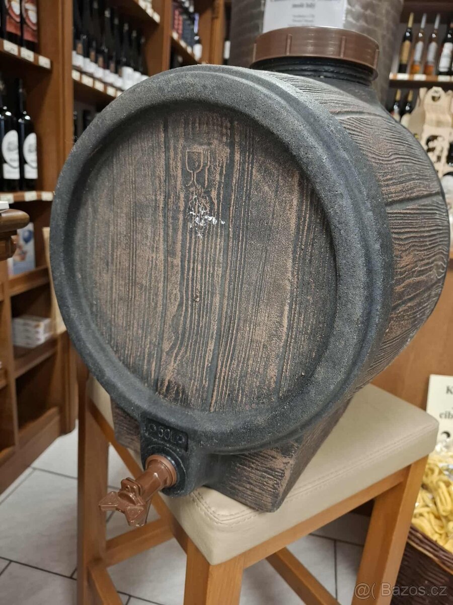 Parafínový plastový soudek na burčák nebo na víno 50l - 3