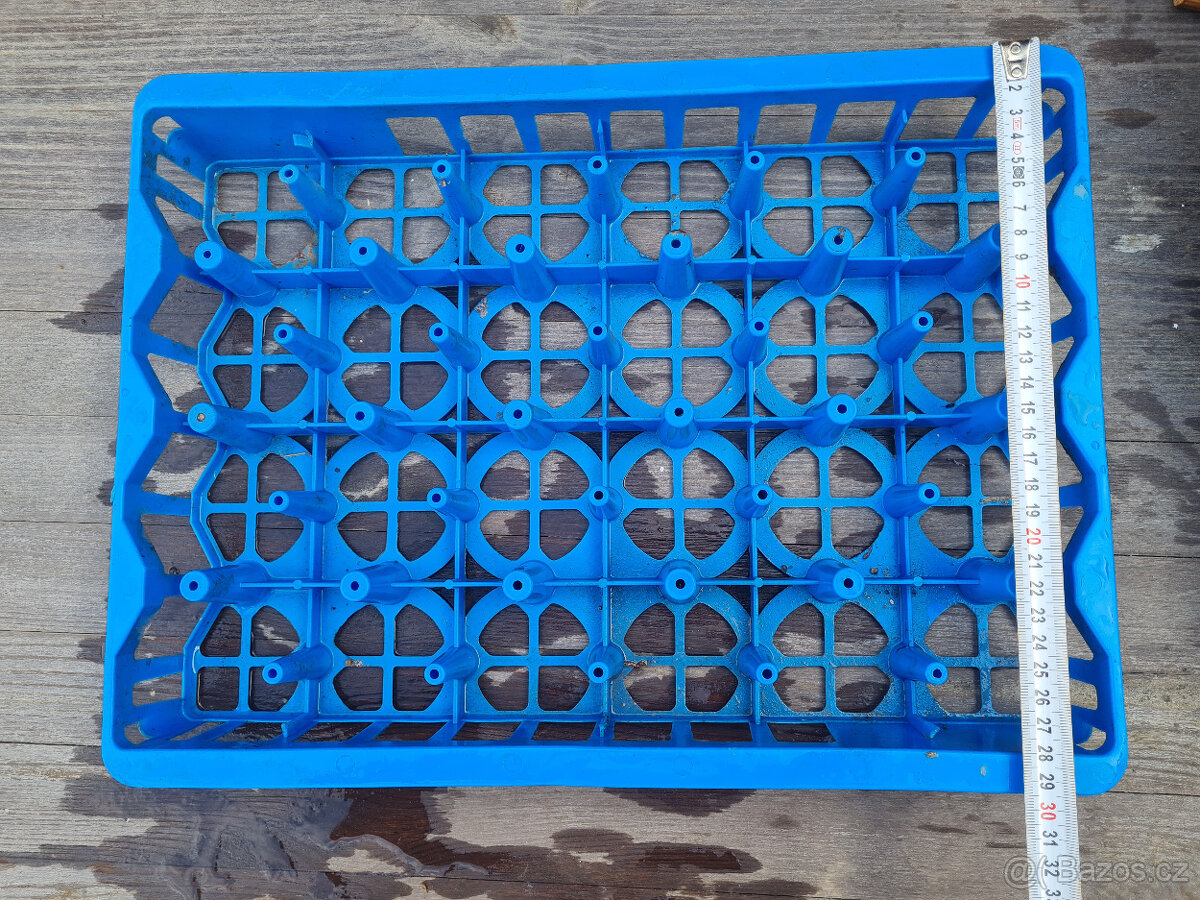 Sadbovací plato pro květináče nebo jiné drobné kelímky. - 3