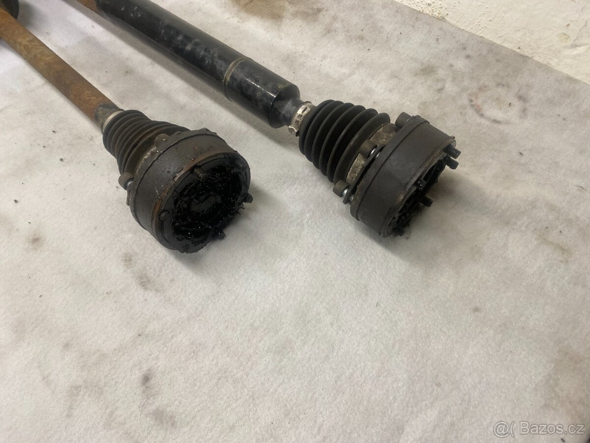 ŠKODA OCTAVIA 2 1.6FSI 85KW 2004-2008 - POLOOSY - 3