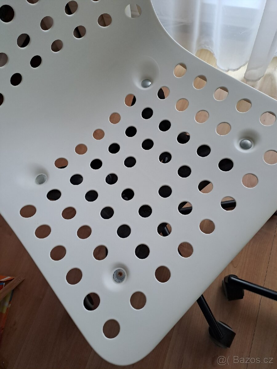 Pracovní židle Ikea Skalberg, bílé/ černé - 3