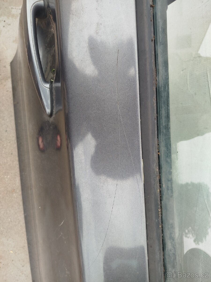 Právé přední dveře BMW E87 - 3