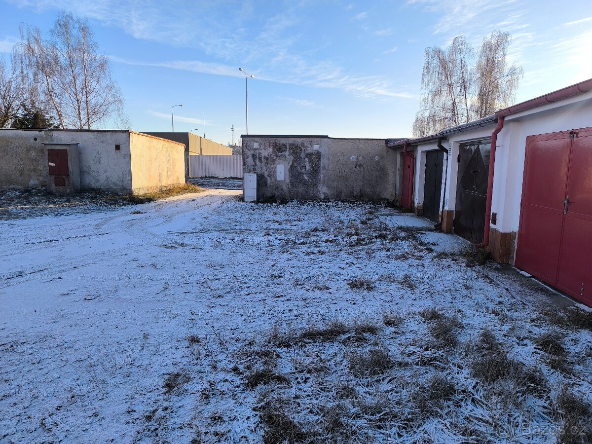 Pronájem garaze - 3