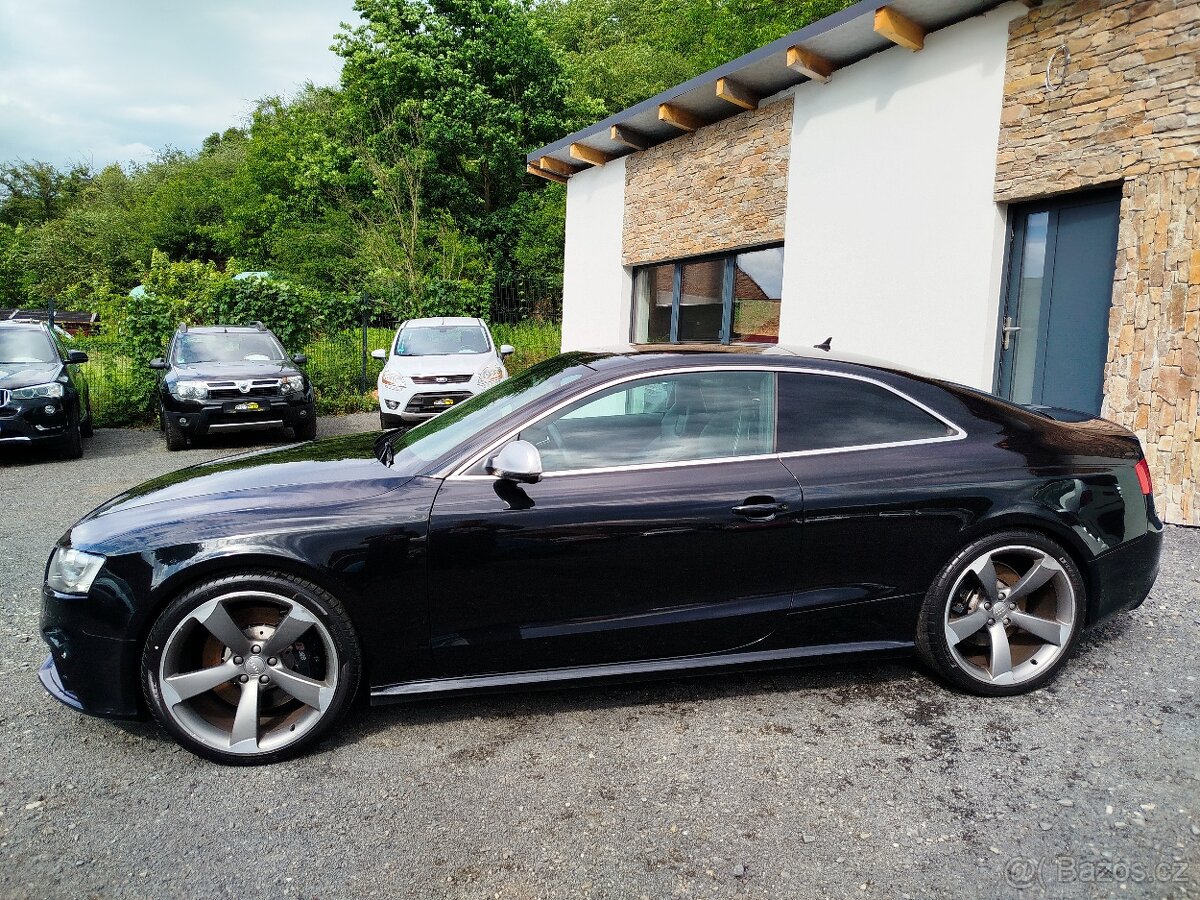 Audi RS5 4.2 FSi V8, 450koní, r.v. 2011 - 3