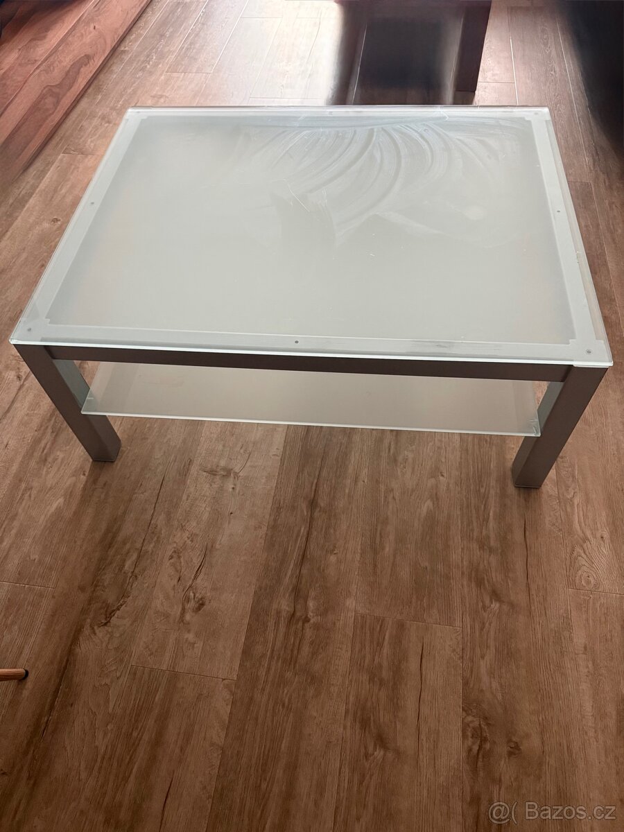 Konferenční stolek - 3