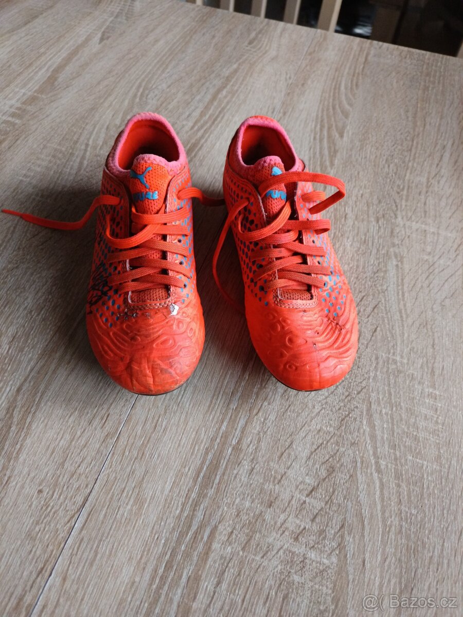 Prodám dětské kopačky Puma v.34 - 3