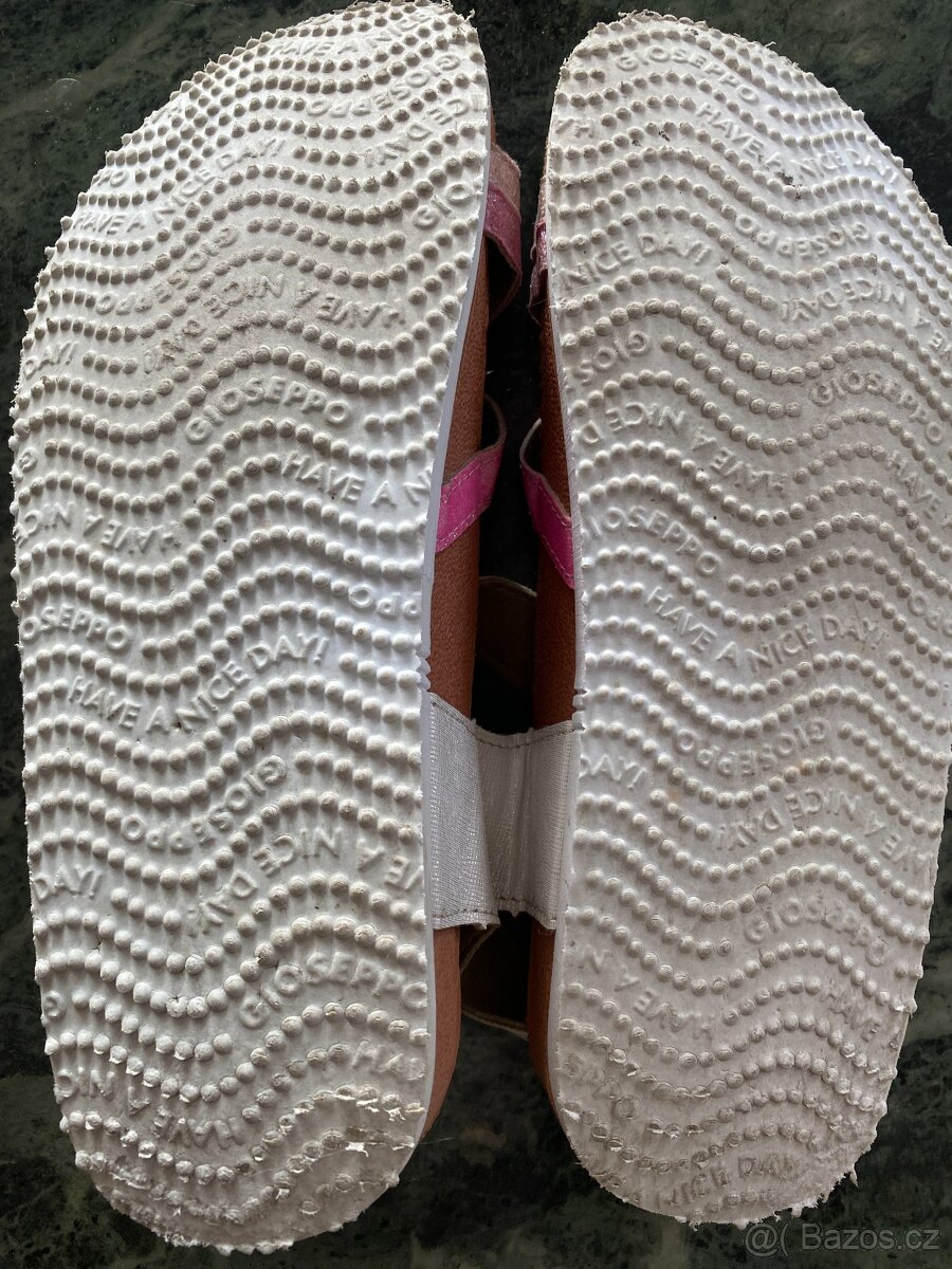 Dívčí sandály Saumos - 3