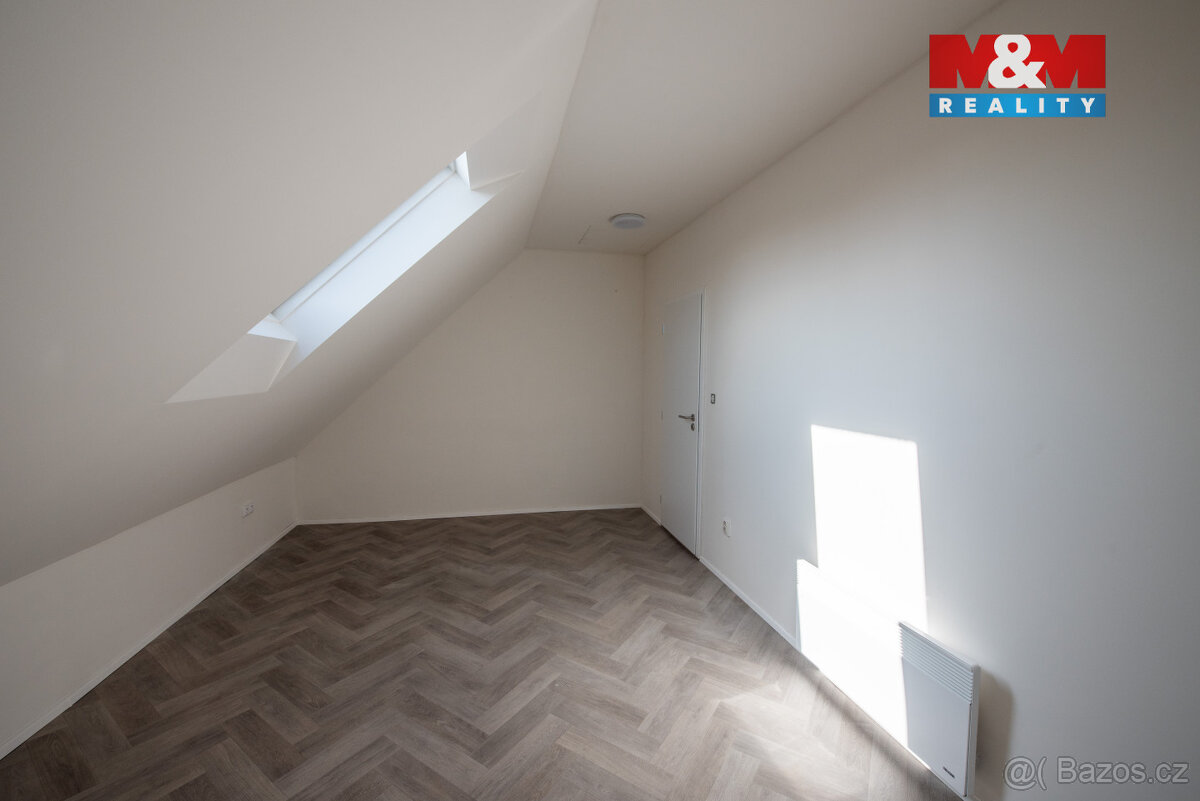 Pronájem bytu 4+kk v Pardubicích, ul. U Trojice - 3