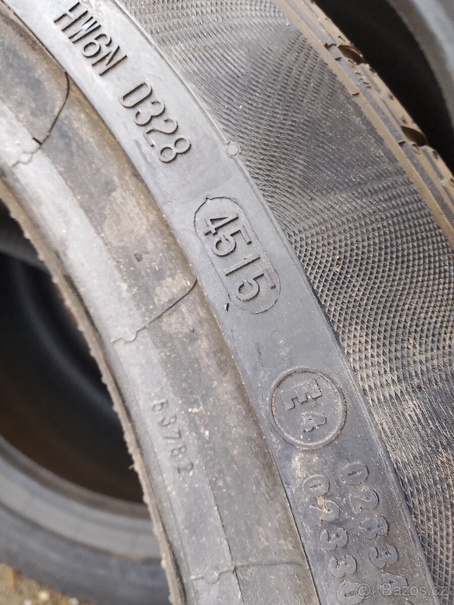 295/35/19 104w Continental - zimní pneu 2ks - 3