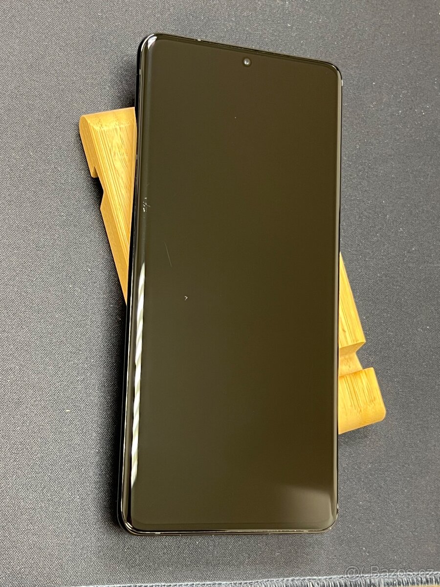 Samsung Galaxy S21 Ultra 256GB Černý - 3