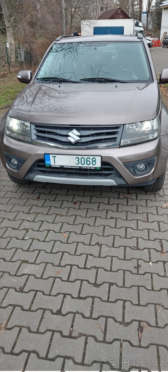 Suzuki Grand Vitara 2.4 benzín - 3