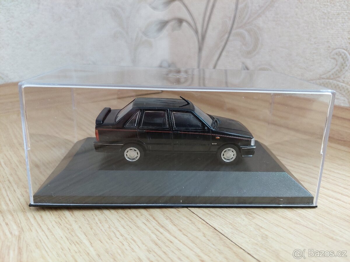 Fiat Duna SCX 1989 1:43 - DeAgostini (Salvat) - 3